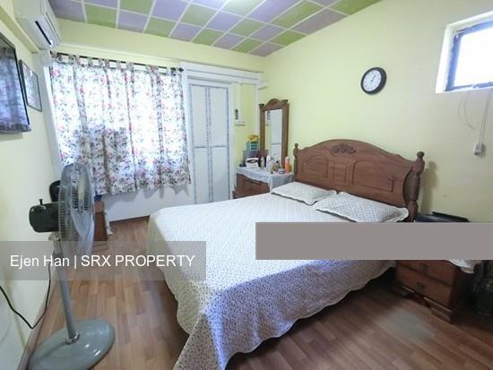 Blk 126 Yishun Street 11 (Yishun), HDB 4 Rooms #213378631